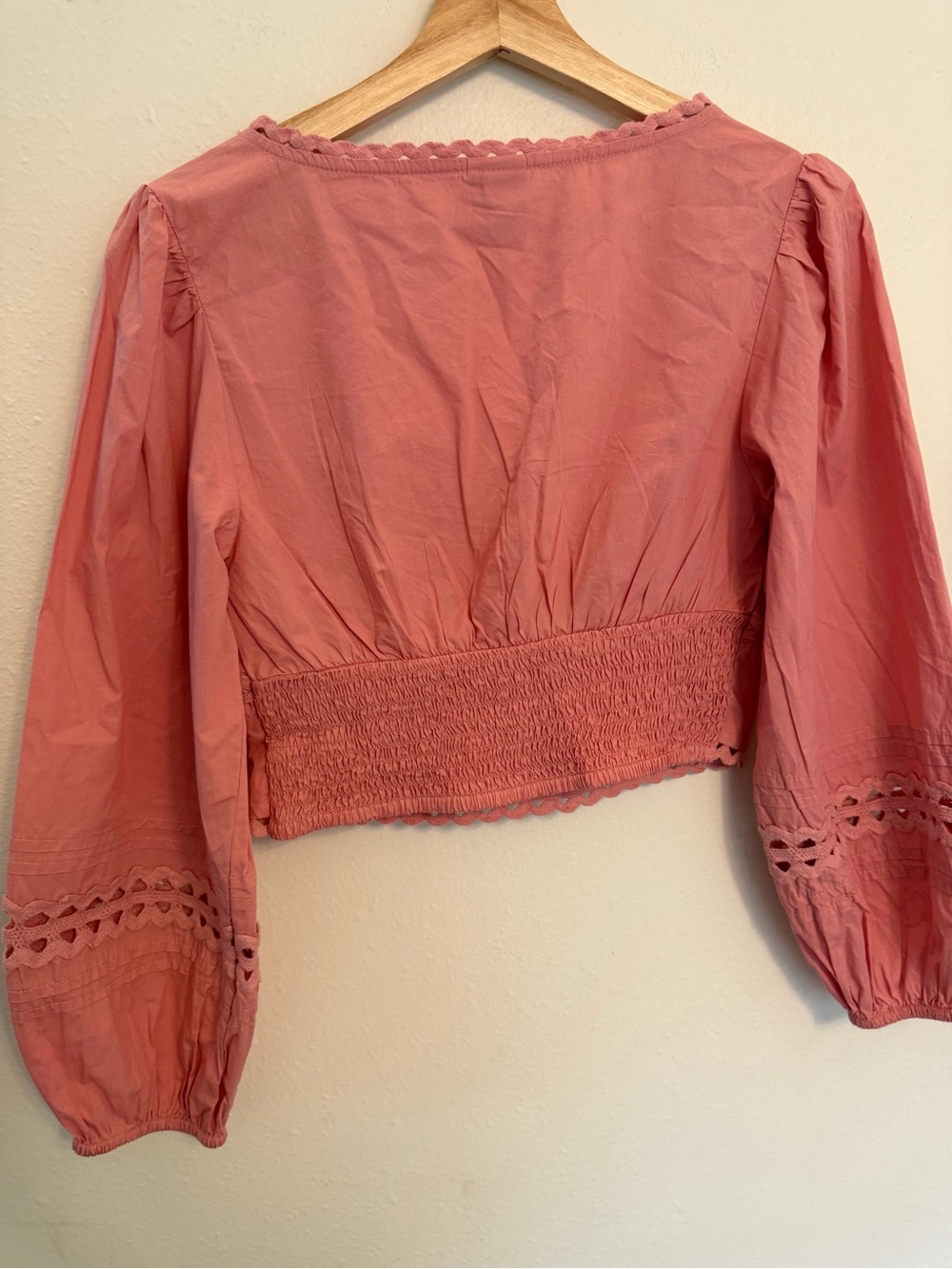 Women's Pink V-Neck Peasant Blouse ric rac milkmaid eyelet detail - Picture 4 of 5